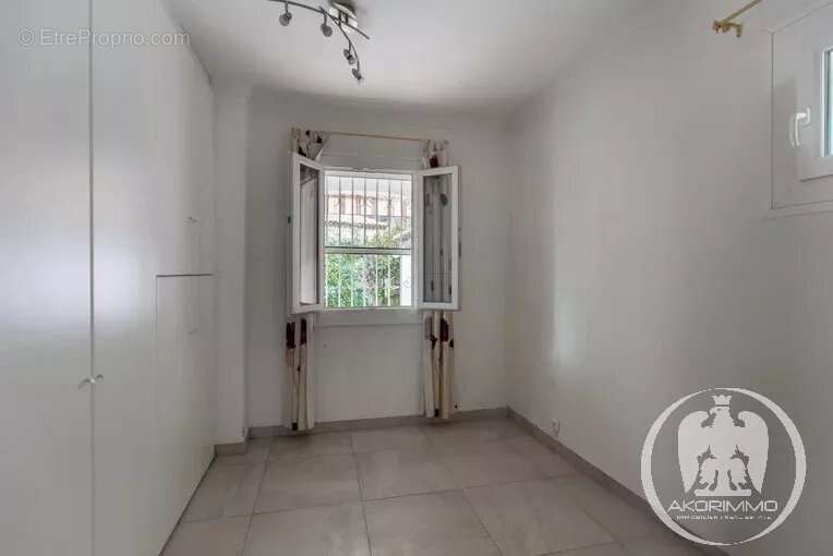 Appartement à LA TURBIE