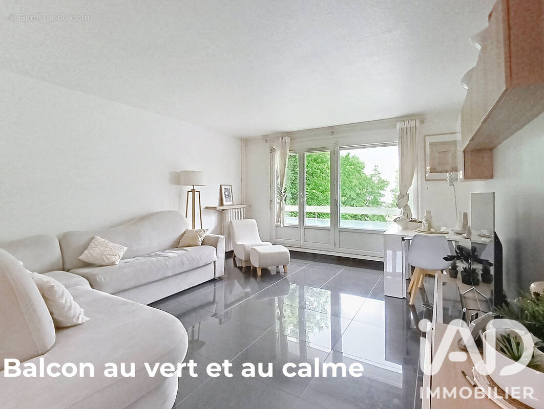 Photo 1 - Appartement à LE PLESSIS-TREVISE