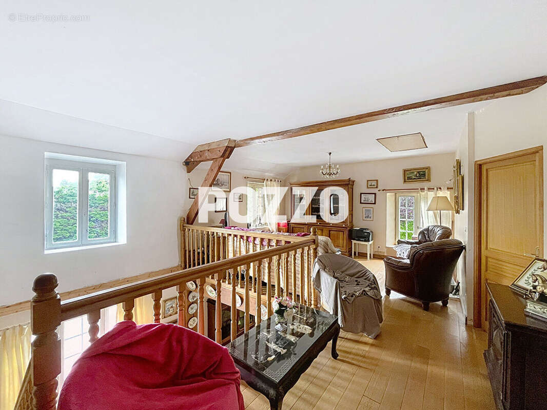 Maison à SAINT-SAUVEUR-LA-POMMERAYE