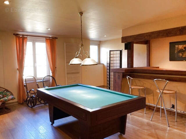 Maison à BREMENIL
