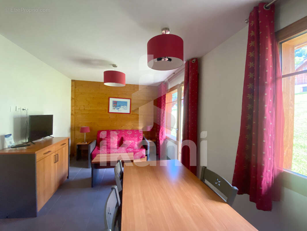 Appartement à SAINT-COLOMBAN-DES-VILLARDS