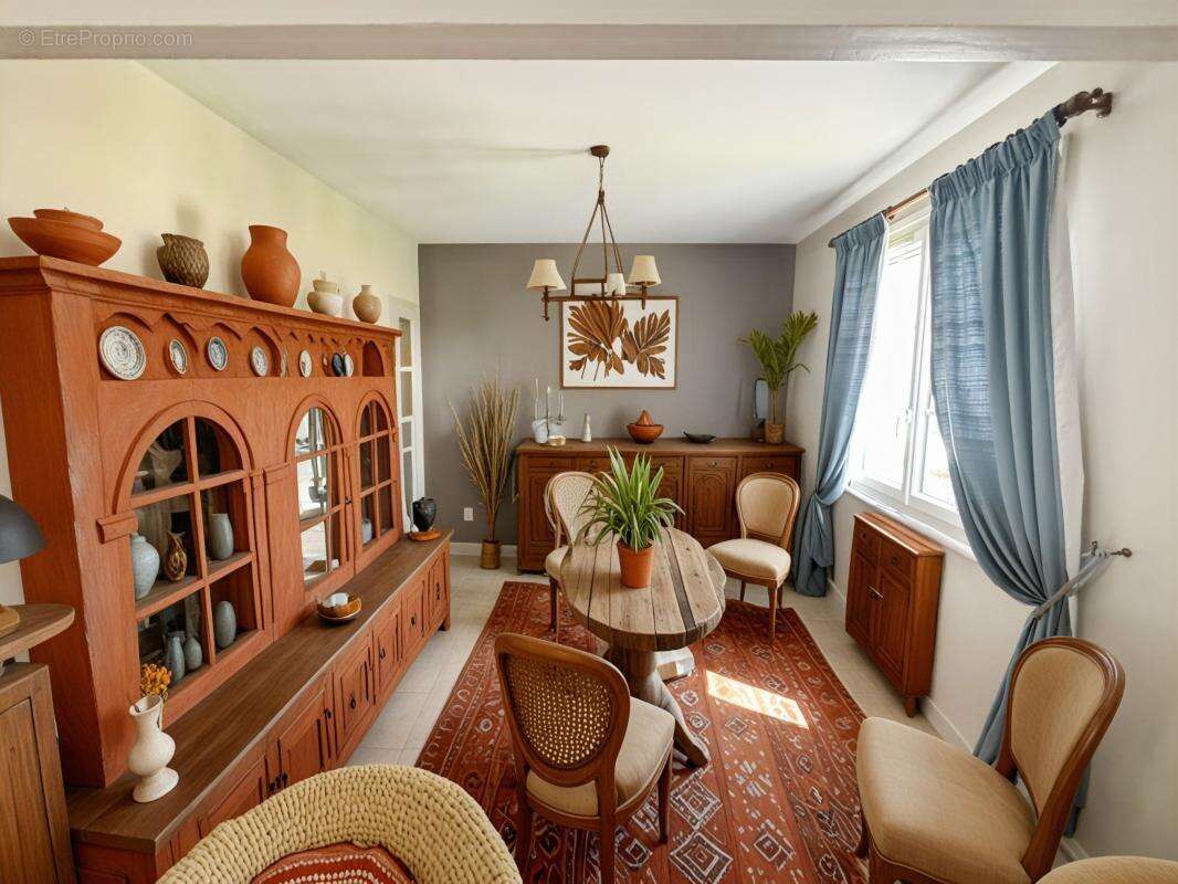 Maison à DOUZILLAC