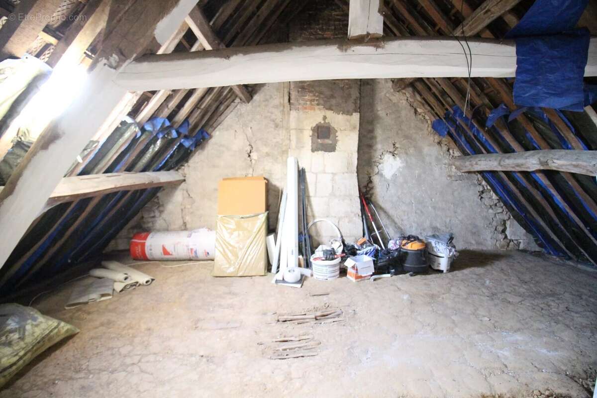 Maison à MOUY