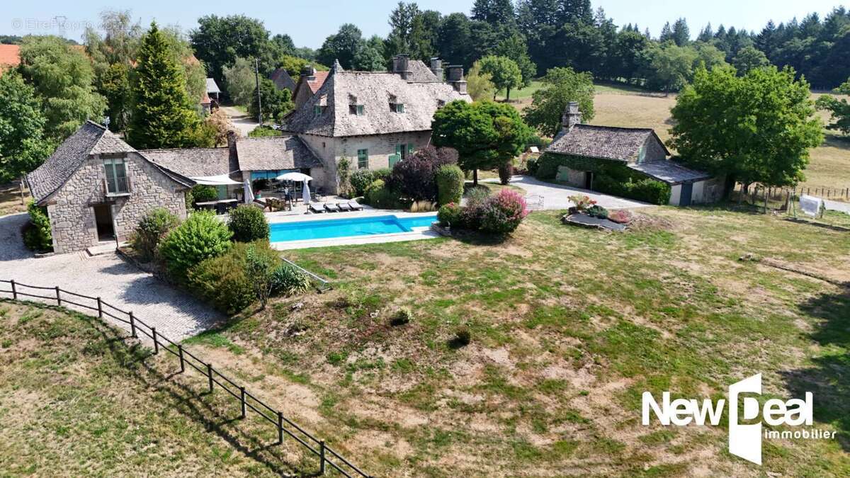 Maison à SERVIERES-LE-CHATEAU