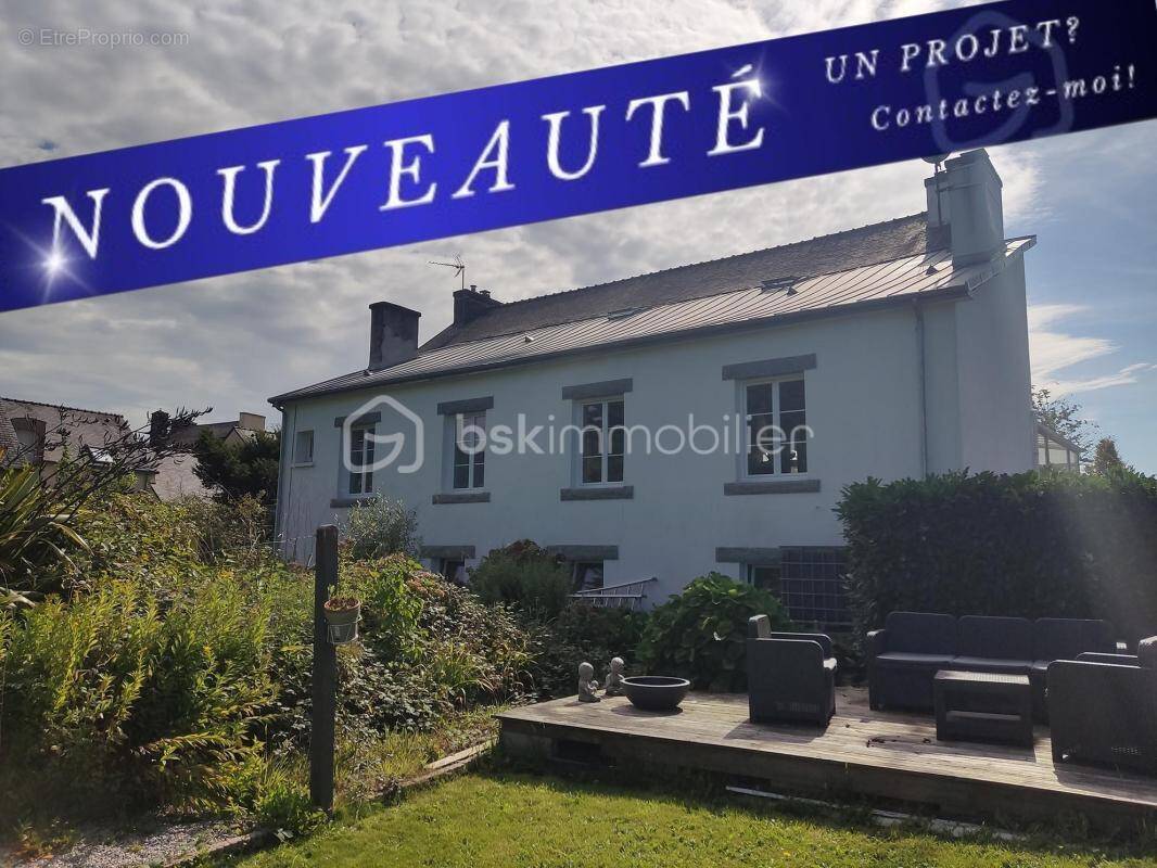 Maison à CHATEAUNEUF-DU-FAOU