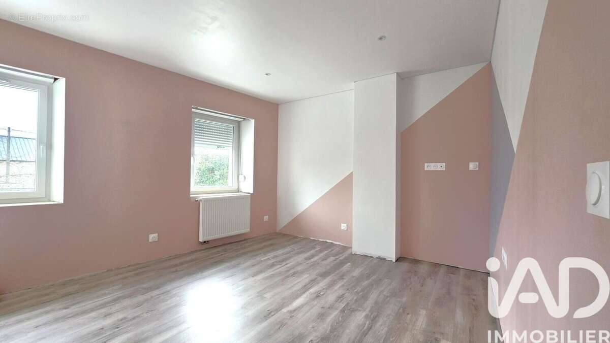 Photo 5 - Maison à SEVIGNY-WALEPPE