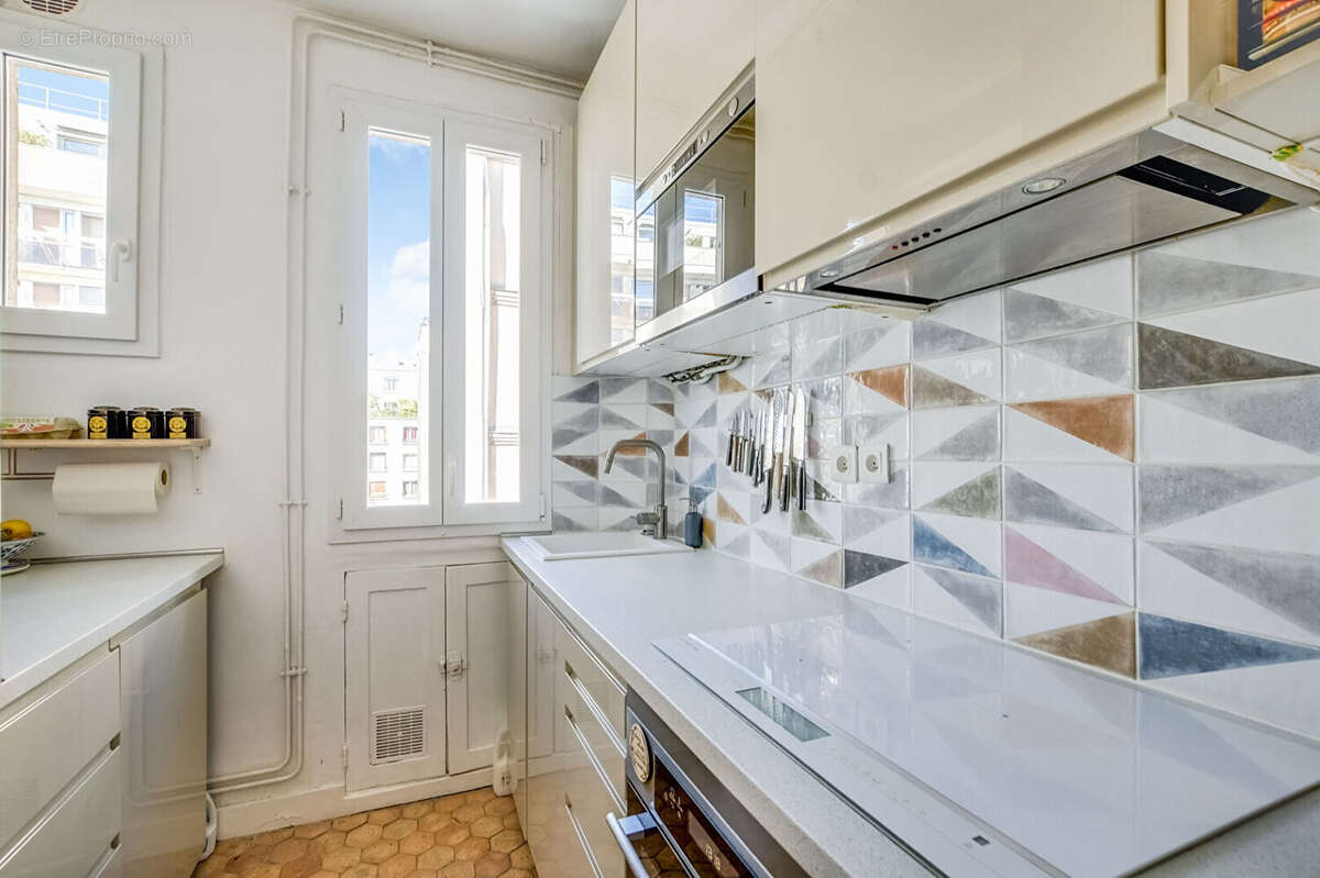Appartement à PARIS-19E