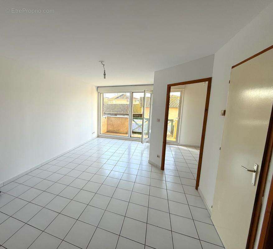 Appartement à MONTAGNY
