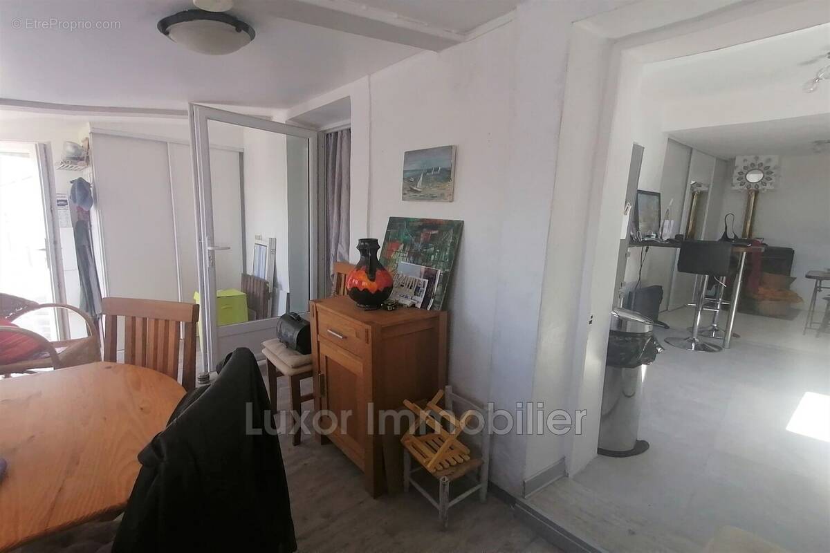 Appartement à LA TOUR-D&#039;AIGUES