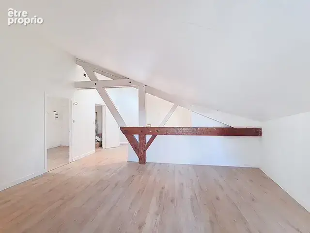 Luçon hyper-centre   immeuble de rapport   3 appartements loués   23 400 € de revenus annuels   rentabilité +8 - photo 23