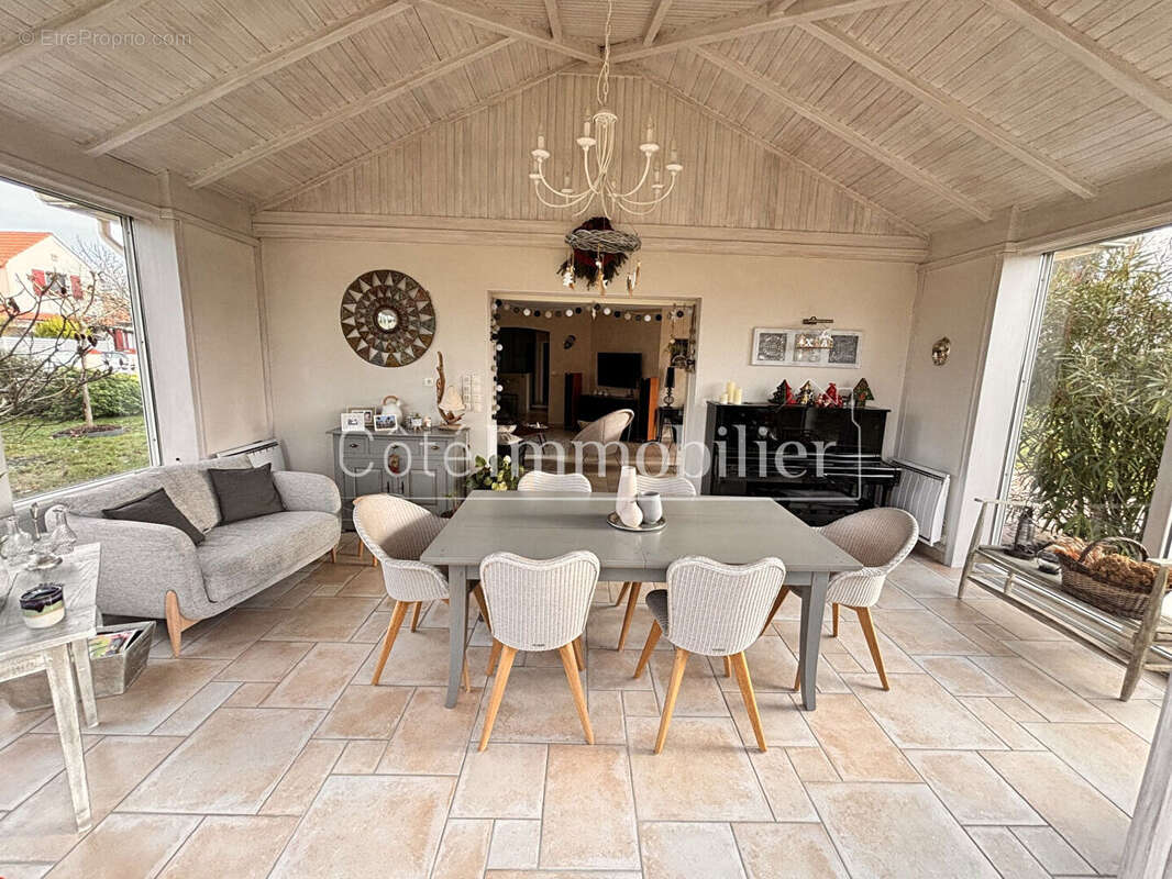 Maison à BASSE-GOULAINE