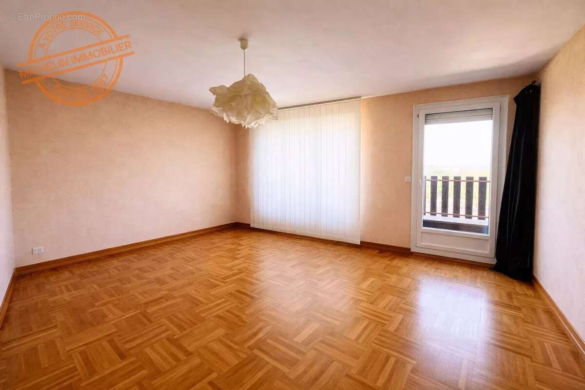 Appartement à LYON-9E