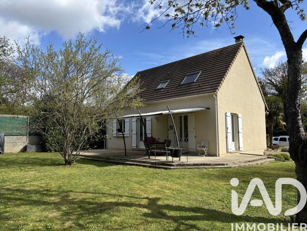Photo 1 - Maison à LARDY