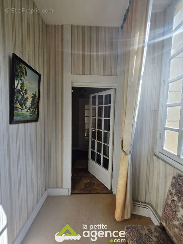 Maison à BUSSY