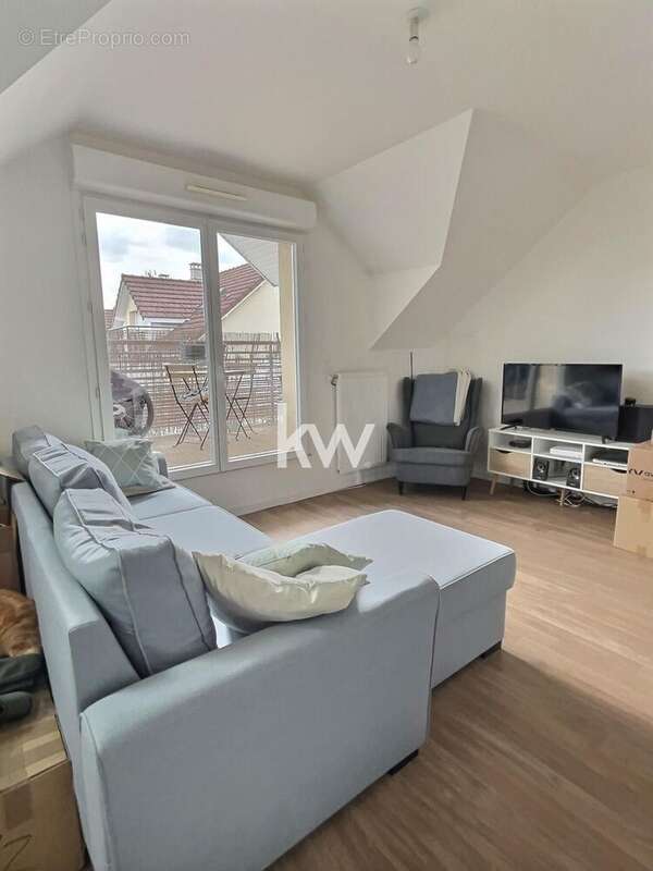 Appartement à MENNECY