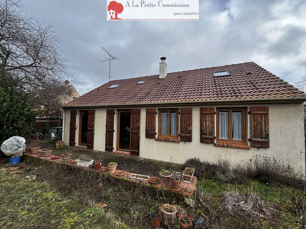 Maison à BARJOUVILLE