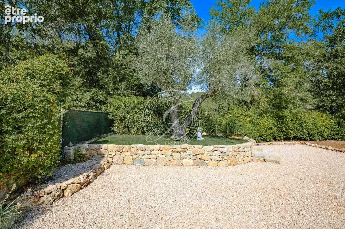 SAINT ANTONIN DU VAR superbe villa de plain pied avec piscine - photo 28