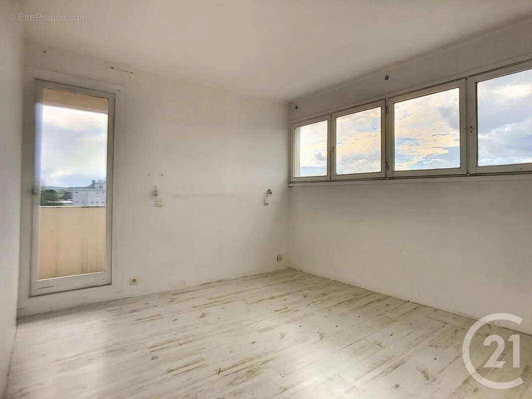 Appartement à SENS