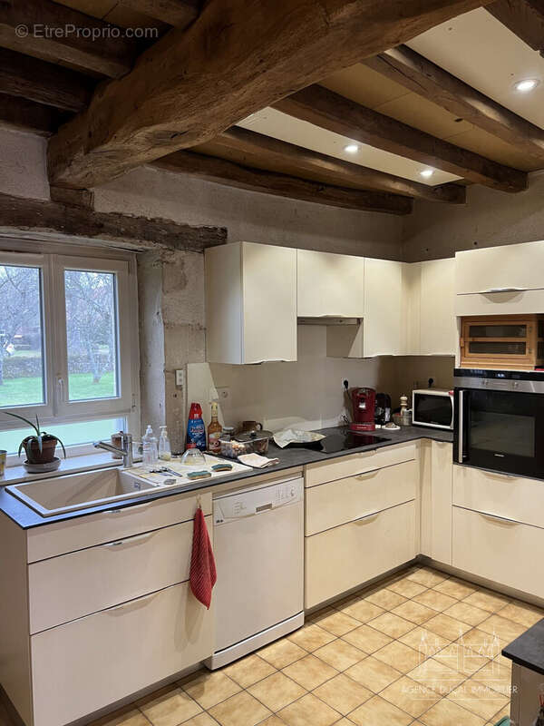 Maison à CRUX-LA-VILLE