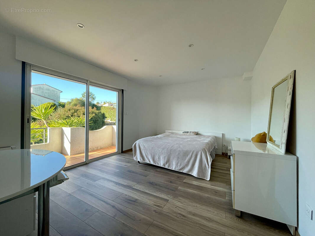 Maison à FREJUS