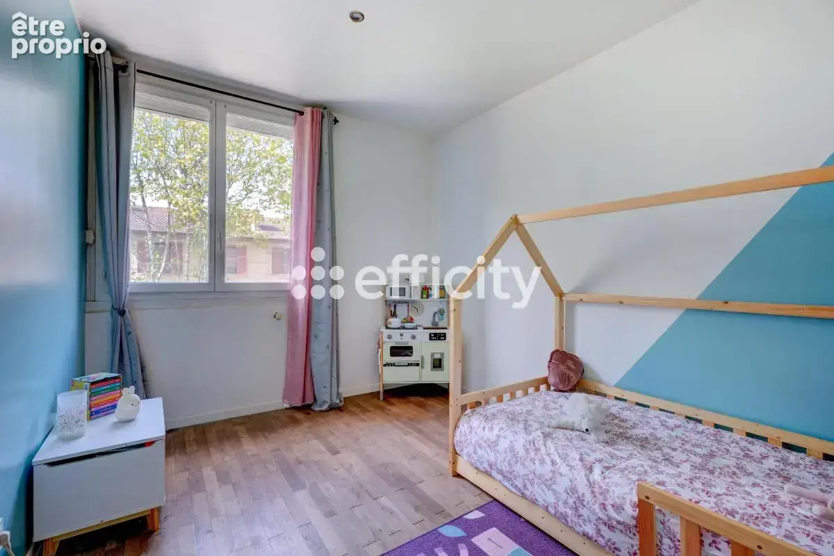Maison 4 pièces 97 m² à vendre à Saint-Priest (69800) - photo 10