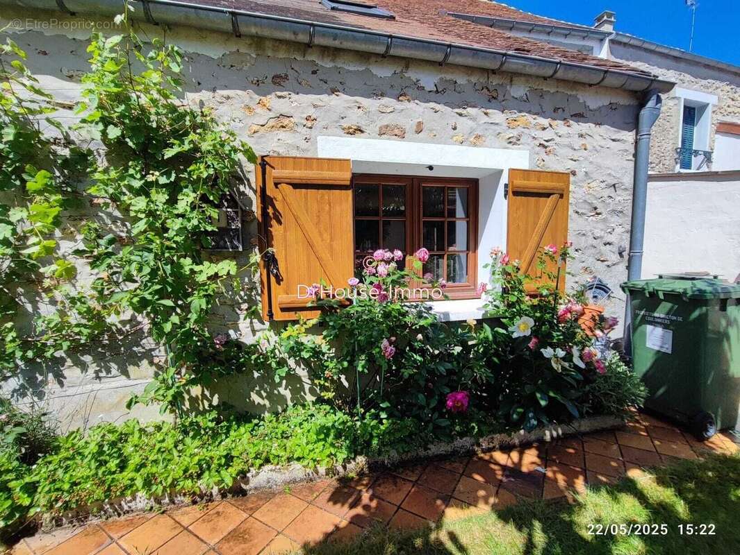 Maison à FAREMOUTIERS