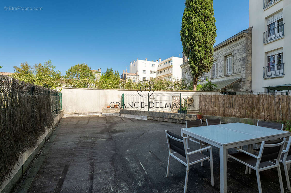 Appartement  DARCHAND avec terrasse et garage - SAINT SEURIN - photo 13