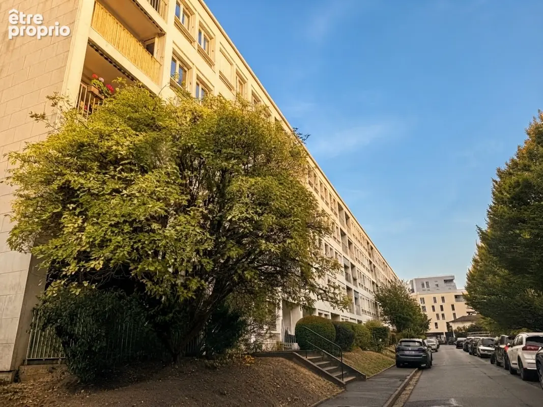 Appartement Rueil Malmaison 3 pièce(s) 54 m2 - photo 2