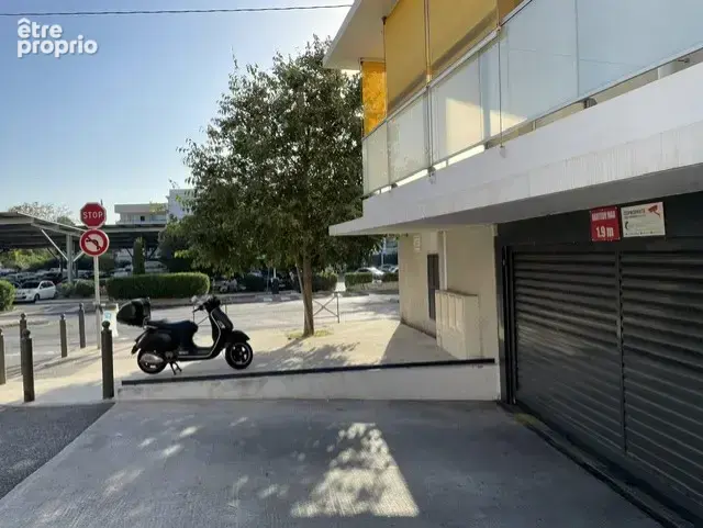 Lot de 2 parkings en sous-sols à Marseille 13 - photo 3