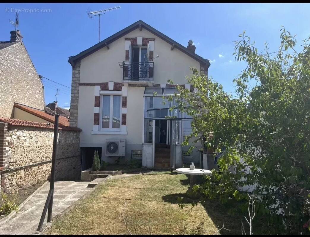 Maison à MONTARGIS