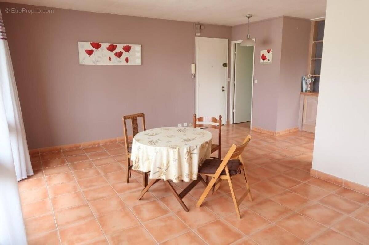 Photo 1 - Appartement à CHILLY-MAZARIN