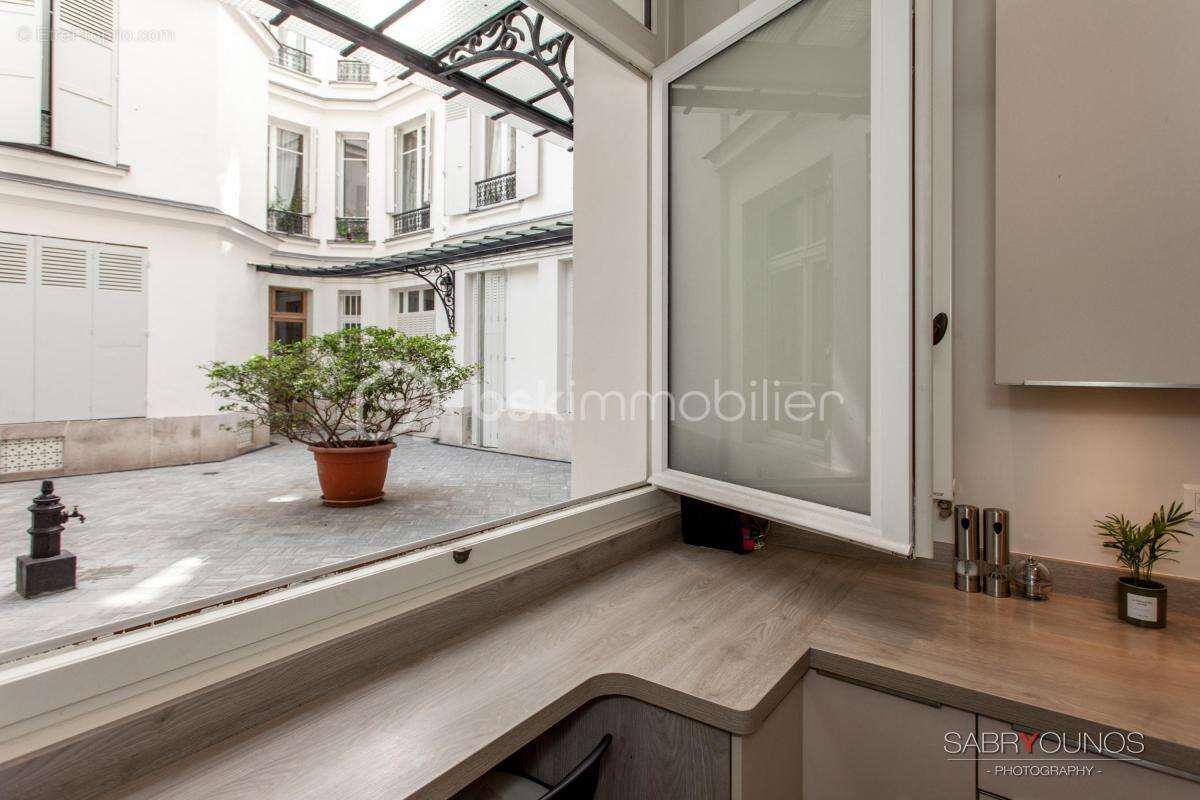 Appartement à PARIS-7E
