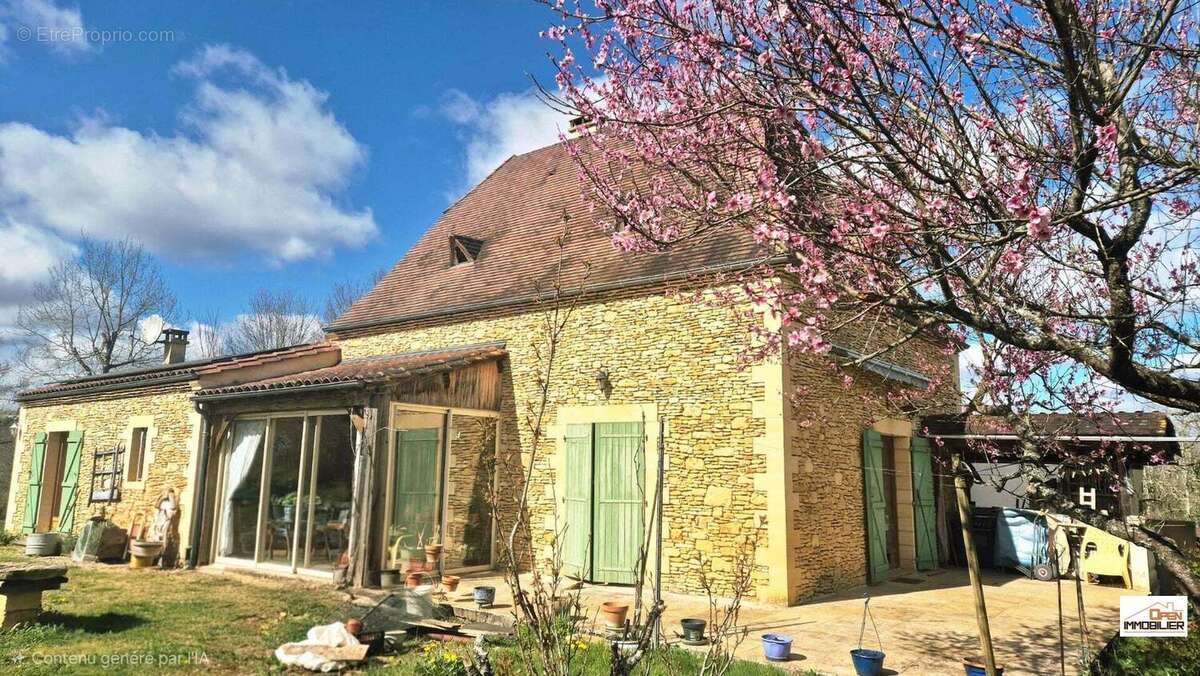 Maison à MEYRALS