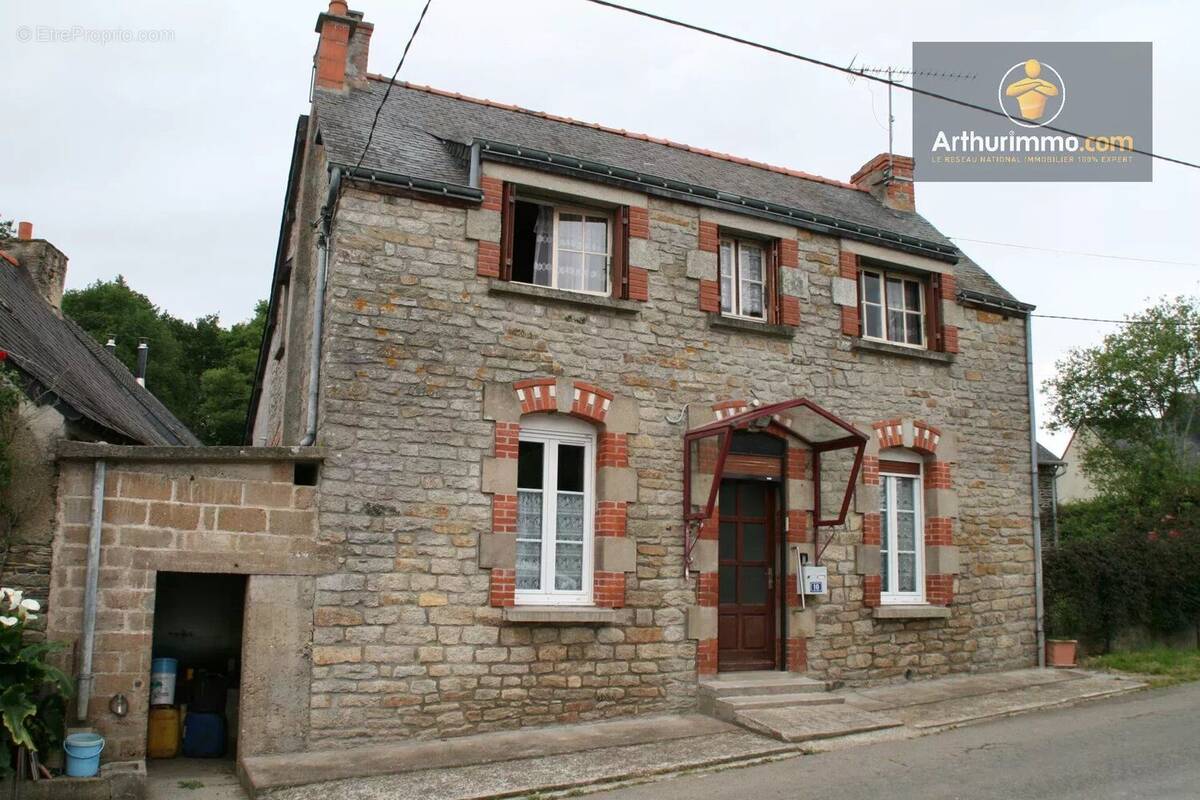 Maison à LA GREE-SAINT-LAURENT