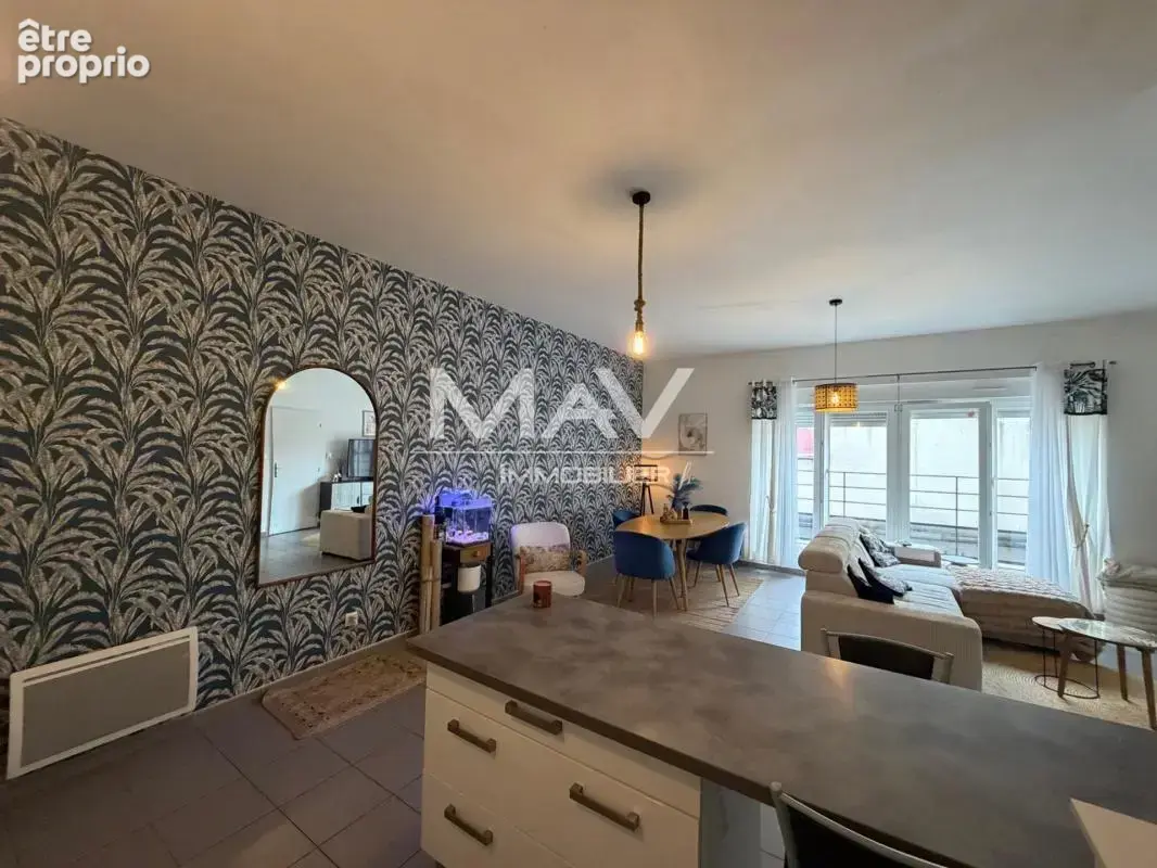 Appartement 4 pièces 100 m² à vendre à Tourcoing (59200) - photo 2