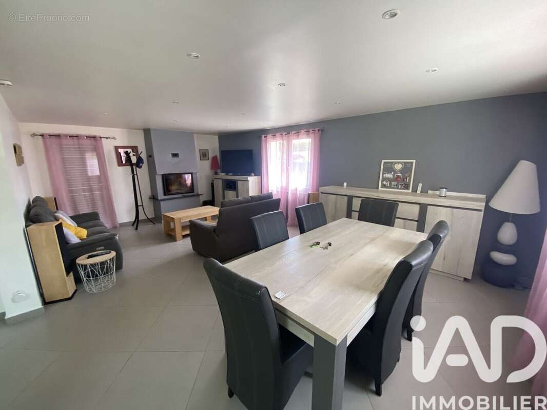 Maison 125 m² à Larchant  - photo 7