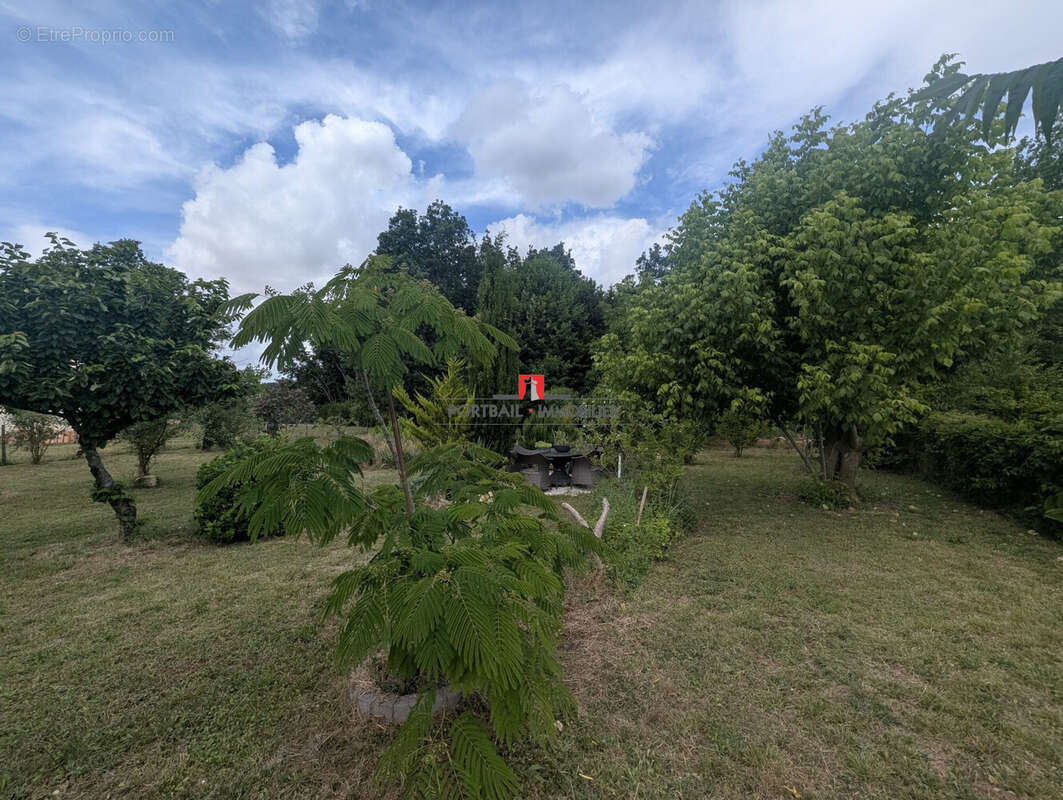 Maison 70 m² à Gauriac  - photo 6