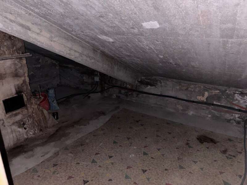 Maison à LA ROQUEBRUSSANNE