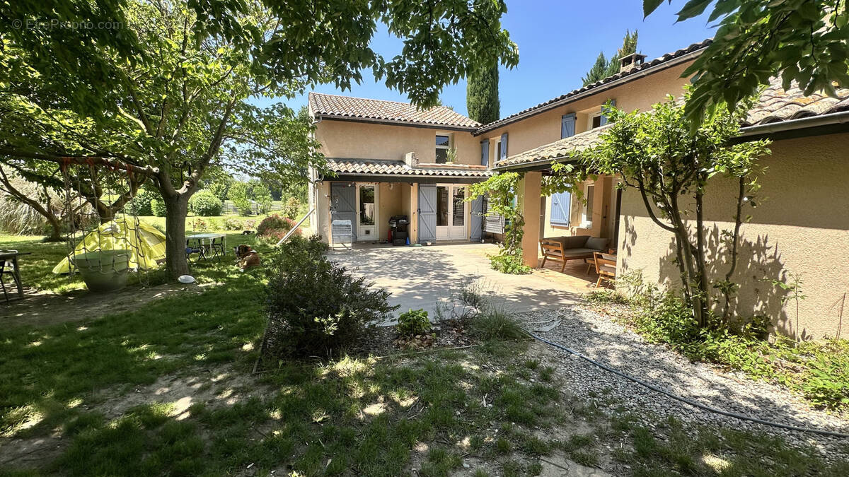 Maison à MONTMEYRAN