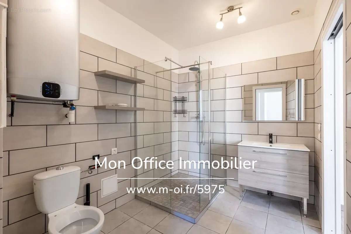 Appartement à ROUSSET