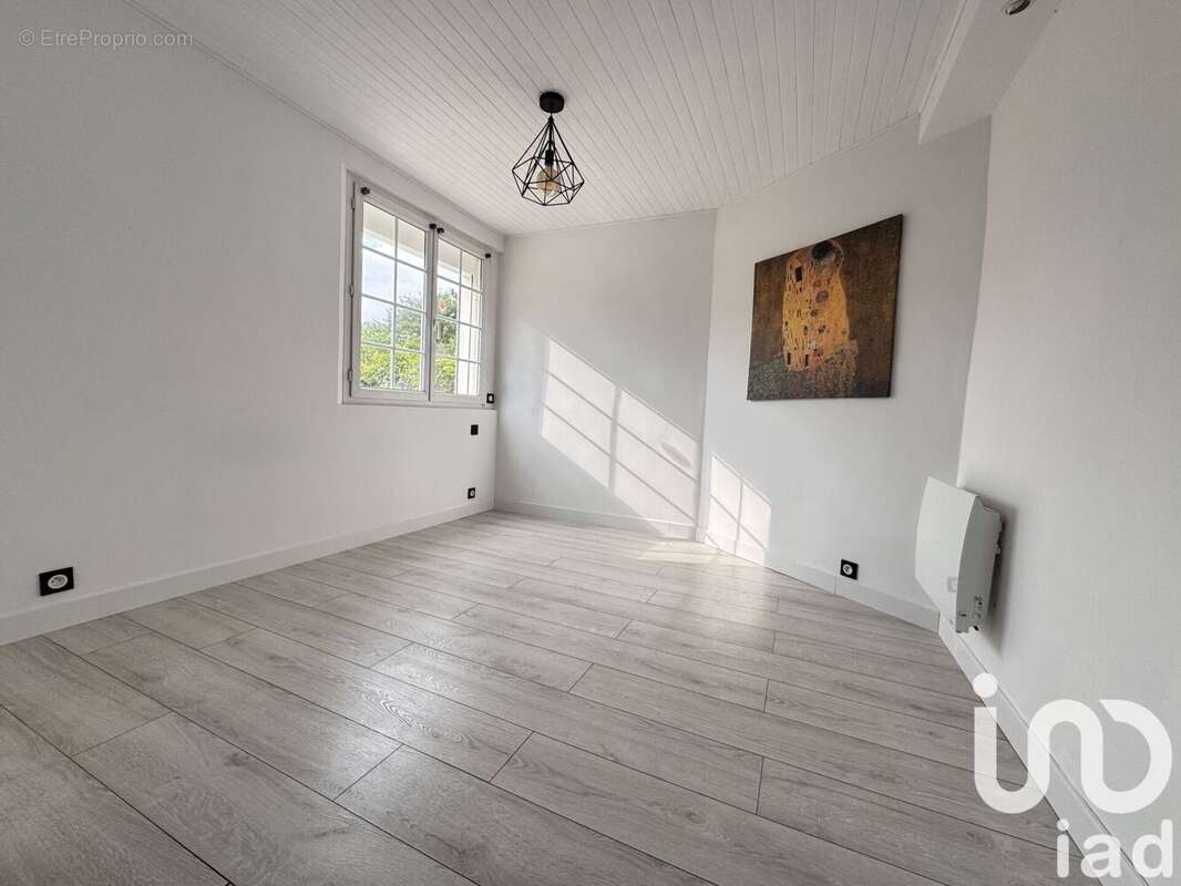 Photo 4 - Maison à GENESTON