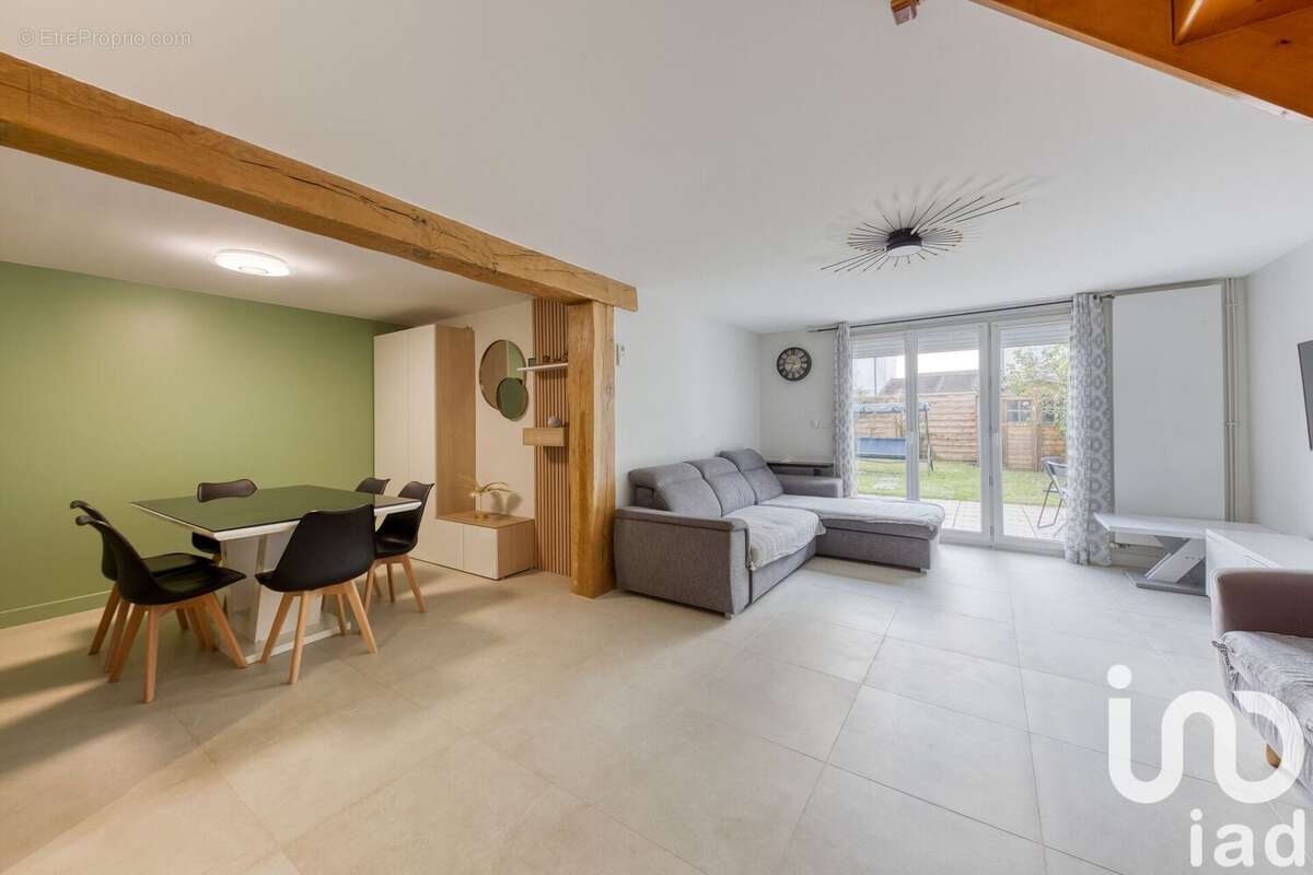 Photo 5 - Maison à LESIGNY