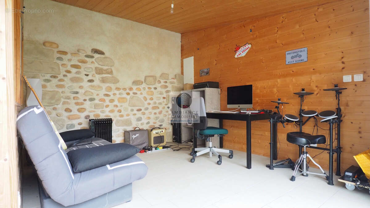 Maison à BOURG-DE-PEAGE