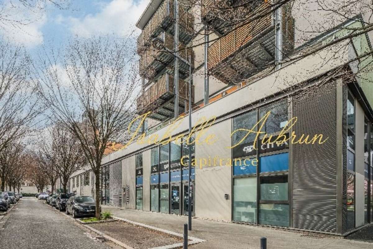 Local/bureau à vendre GRENOBLE (38) - photo 4