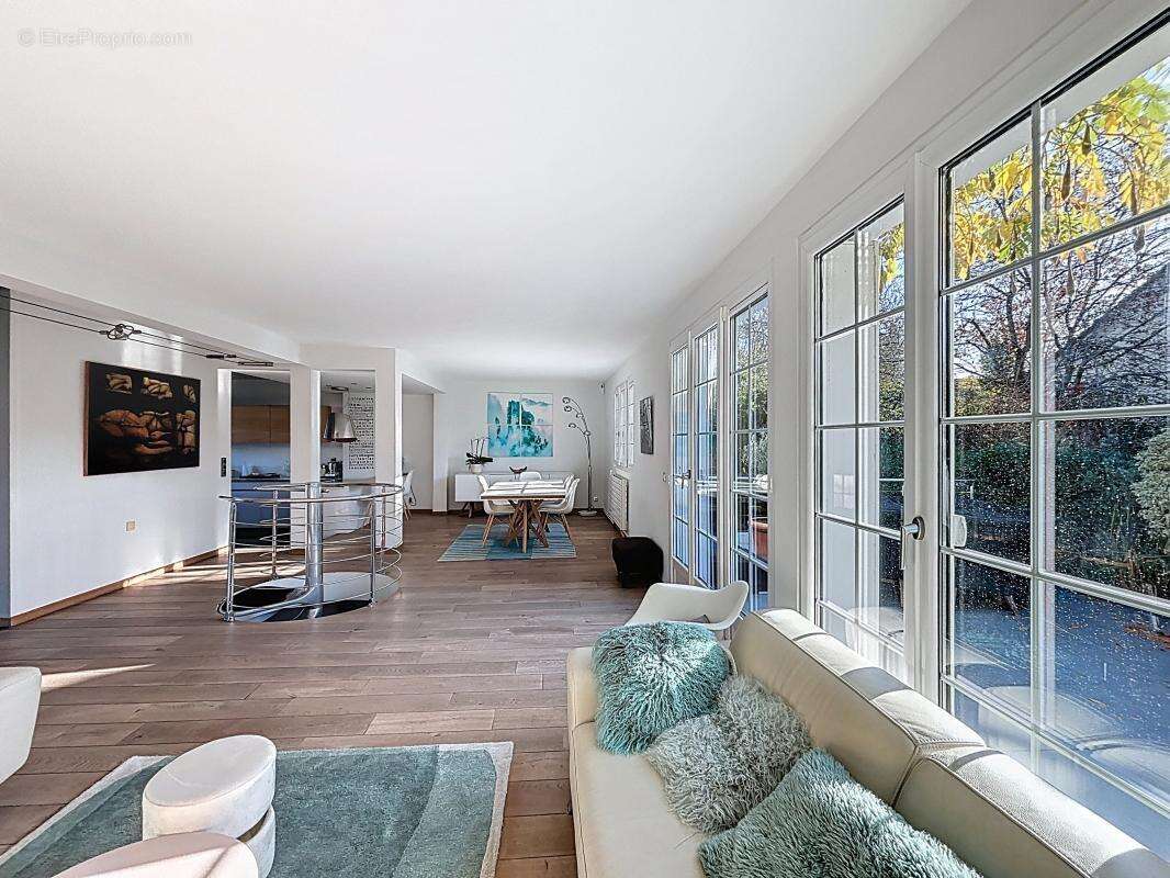 Maison à CROISSY-SUR-SEINE