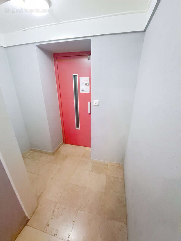 Appartement à SATHONAY-CAMP