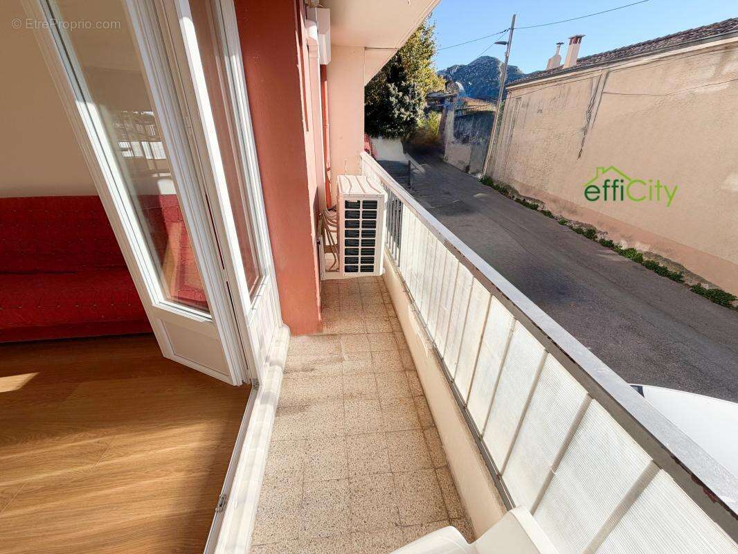 Appartement à MARSEILLE-10E