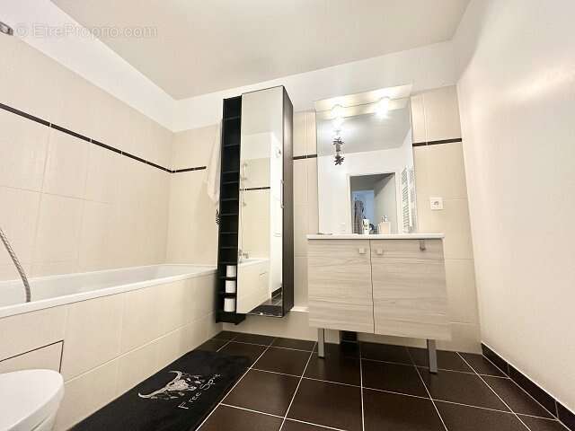 Appartement à MAISONS-ALFORT