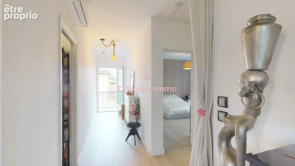 Appartement 4 pièces 101 m² à vendre à Villeneuve-Loubet (06270) - photo 31