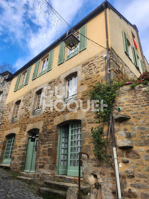 Maison à DINAN